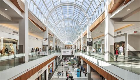 4 Cool Ways To Get More People To Shop At The Mall Hedge Think