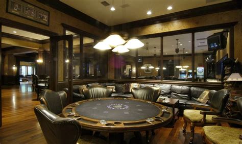 12.5 Million Dollar Toni Everett Mansion, Poker Room [3171x1890] | Rec