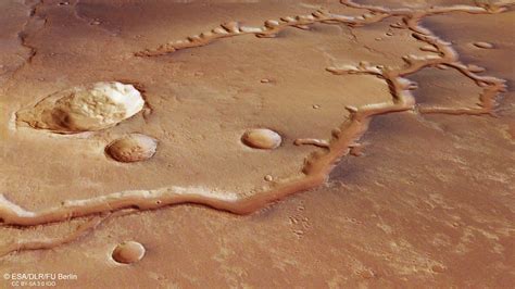 Esas Mars Express Orbiter Spots Ancient River System Sci News My XXX Hot Girl