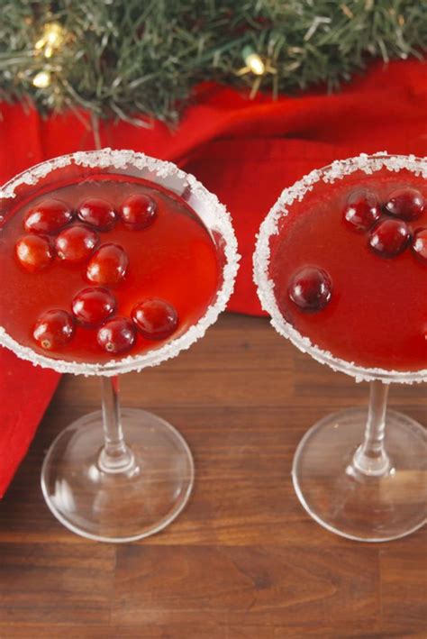 The rules of the game determine when and how much someone has to drink. 40+ Easy Christmas Cocktails - Best Recipes for Winter ...