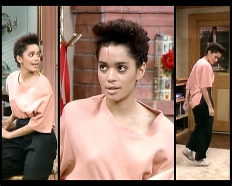 Ms Huxtable In Rosé And Black 90s Fashion Fashion Beauty Curly Hair