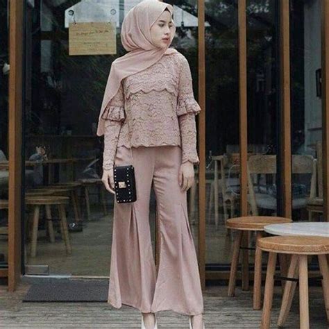 599 likes · 9 talking about this. 30+ Model Baju Pesta Untuk Wanita Tomboy - Fashion Modern dan Terbaru 2021 | PUSAT-MUKENA.COM ...