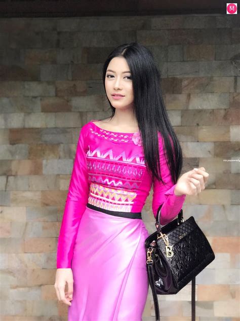 Su Hlaing Win Facebook Sensation Model Dancer Myanmar Traditional