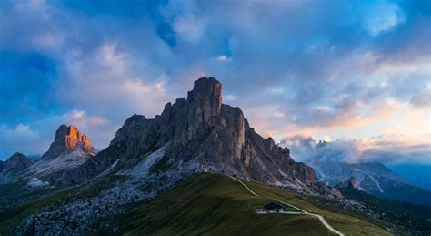 The Most Beautiful Sunrise In The Dolomites Passo Giau