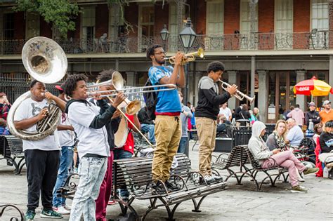 Jazzmusiker Busk In Jackson Square New Orleans Stockfoto Und Mehr