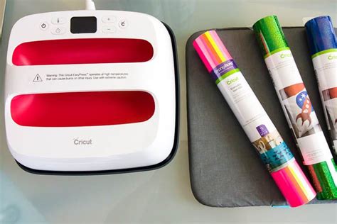 Heard Of The Cricut Easypress 2 Its A Super Helpful Tool For Creating