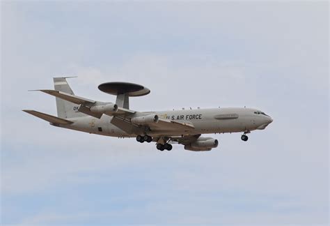 The air force takes care of the basic needs of every airman. Boeing E3 Sentry Awacs / US Air Force Foto & Bild | fotos ...