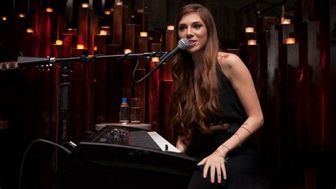 Christina Perri ‘head Or Heart’ Album Preview The Hollywood Reporter