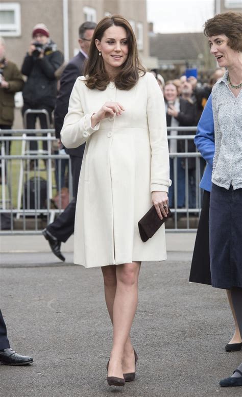 42 Best Kate Middleton Pregnant Style Looks Princess Kate Maternity Fashion