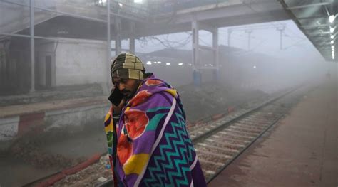 North India Reels Under Cold Wave Delhi Records Lowest Temp In Two
