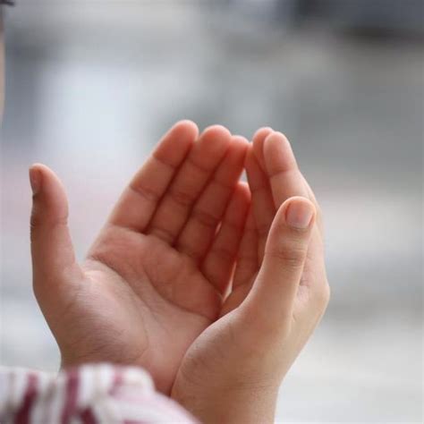 Mengangkat Tangan Saat Berdoa Doa Shahih