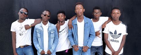 Afro house 2020 afro house 2019, bue de musica afro house music, deep house, mp3, afro beat, south africa, house music, gqom, afro. OS CLÉNIOS É UM GRUPO ANGOLANO RESIDENTES NO BAIRRO CAPOLO ...