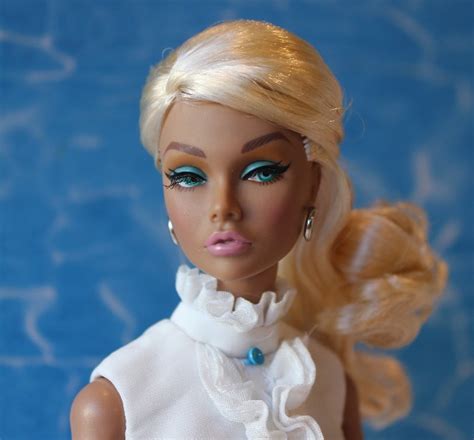 The Fashion Doll Review Sweet Confection Poppy Parker