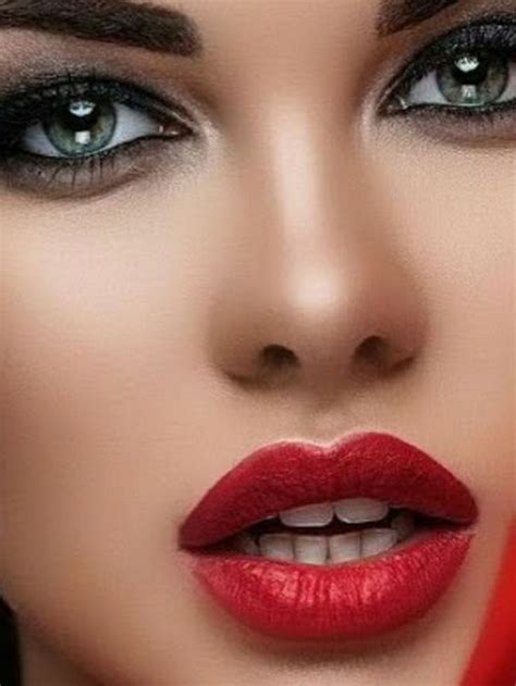 Pin By Murray Simon On Lips Too Faced Bronzer Beautiful Teeth Shany Cosmetics