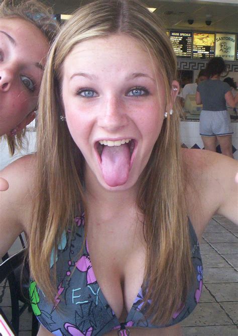 20 In Gallery Bimbo Tongue Targets Waiting For Your