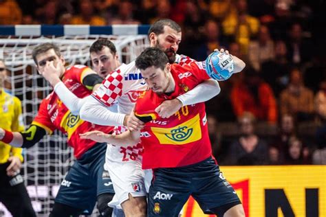 Spanien verliert gegen kroatien und muss nun bereits im achtelfinale gegen mitfavorit italien ran. Spanien erneut Handball-Europameister: Sieg gegen Kroatien