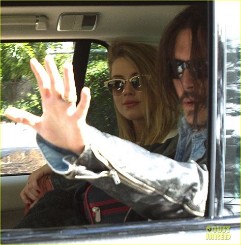 Johnny Depp And Amber Heard Hold Hands For Australian Arrival Photo 3352004 Amber Heard Johnny