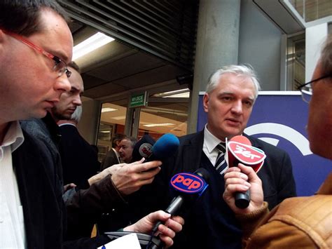 Gowin markets is an offshore broker. Jarosław Gowin chce ułatwić otrzymywanie obywatelstwa ...