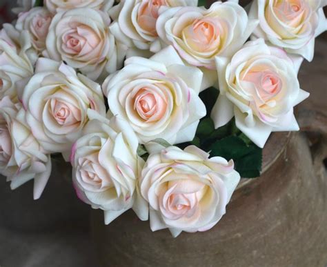 Light Blush Roses Real Touch Flowers Silk Latex Roses For