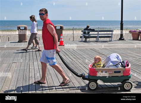 Child Wagon Pulling Hi Res Stock Photography And Images Alamy