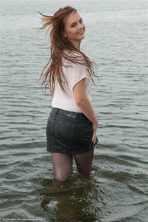 Wwf Photoset Leather Skirt And Pantyhose In A Rainy Lake