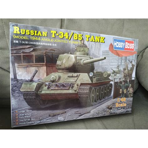 Hobby Boss 84809 Tanque Russian T 3485 Tank Model 1944 Angle Jointed