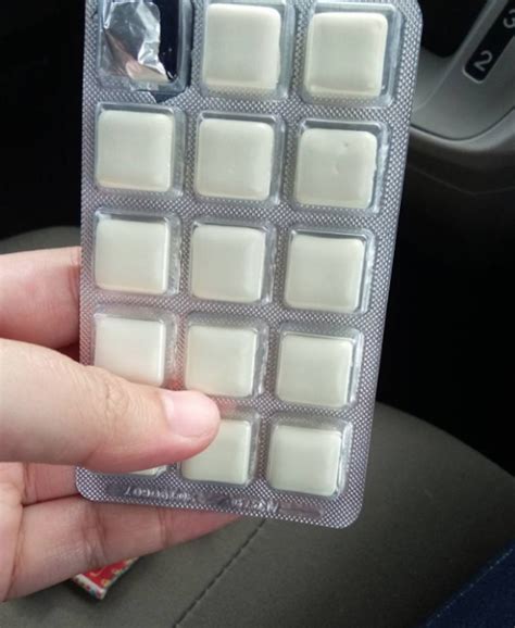 Selain permen, kalian juga bisa mengunyah wortel, seledri, kacang atau bahkan kuaci. Hanya RM29.90 Di Pharmasi Anda Yang Serius Berhenti ...