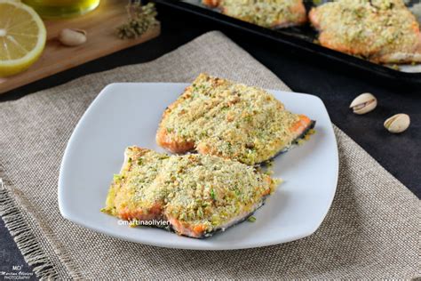 Maybe you would like to learn more about one of these? Salmone gratinato al forno con pistacchi | Le Ricette di ...
