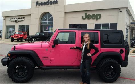Hot Pink Car Dreams Good Looking Lifestyles We Otomotive Info Pink Jeep Wrangler Hot