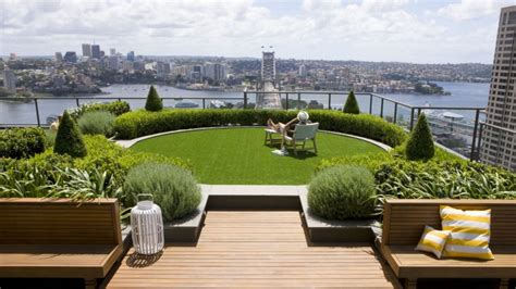 It is important for your body to reduce fatigue in time. Sydney's rooftop sky gardens tempt apartment buyers to new ...