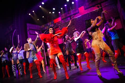 ‘kinky Boots At The Victoria Theatre Towers With Well Heeled Sets Costumes And Performances