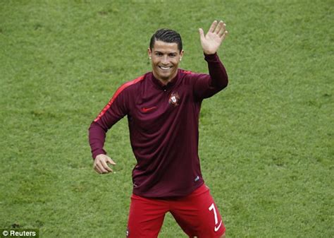 Portugal 0 0 Austria Euro 2016 Final Score Cristiano Ronaldo Misses Penalty Daily Mail Online