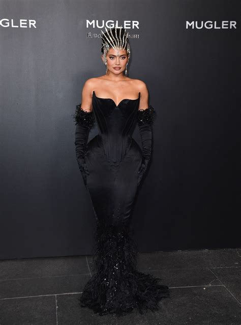 Kylie Jenner Wore A Corset Gown With A Massive Bejeweled Headpiecesee Pics