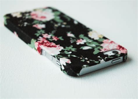 Queen size pillowcases set of 2. IPhone Case, Pink Floral Pattern On Black Fabric IPhone 5 ...