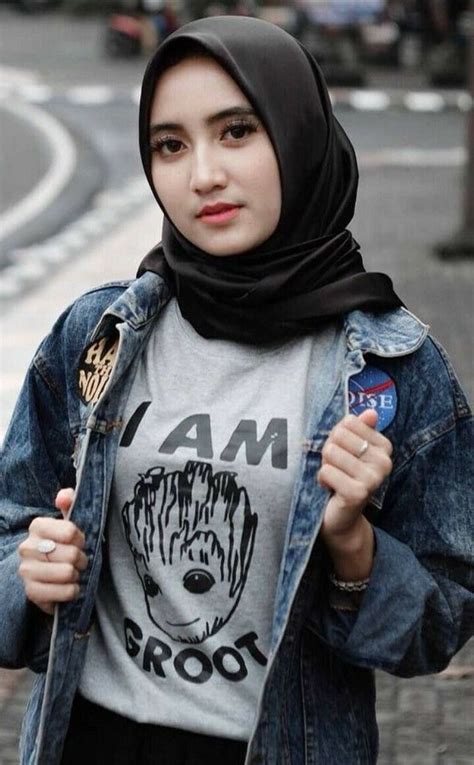 Pin By Do Blanks On Hijabeauty Beautiful Hijab Hijab Fashionista