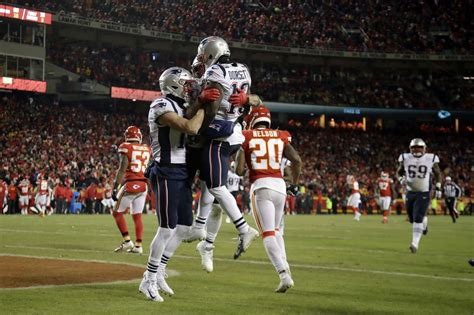 Patriots Make Third Straight Super Bowl Beat Chiefs 37 31 In