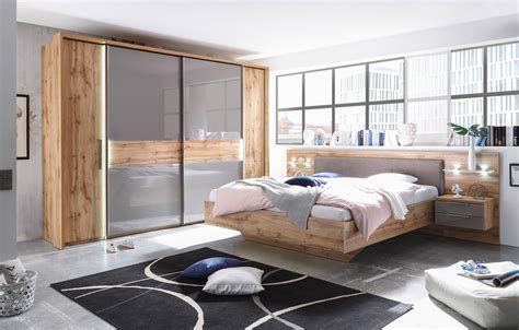 Schlafzimmersets sind meistens günstiger in der anschaffung als der einzelkauf der möbel. SchlafKONTOR Milano Schlafzimmer Wildeiche - Glas basalt ...