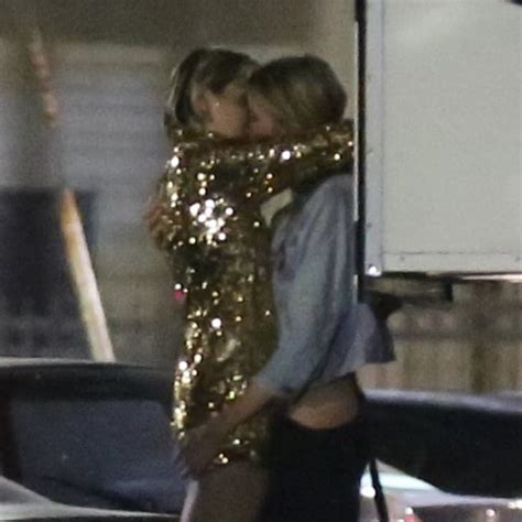 miley cyrus makes out with her new love model stella maxwell miley cyrus stella maxwell miley