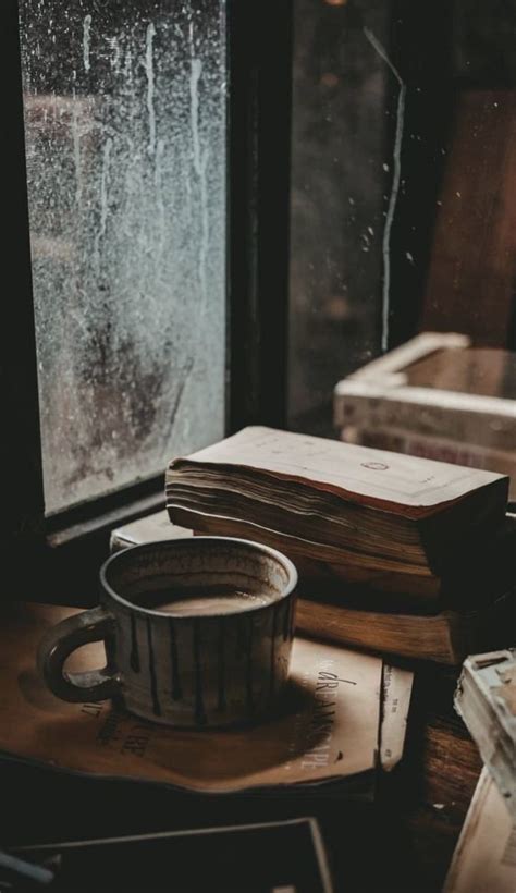 Dark Academia Books Hot Coffee And Rainy Autumn Nights Kahve