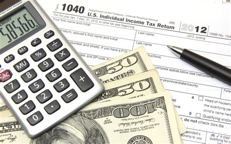 We often come across the term 'tax refund'. Score a Big Tax Refund with the Earned Income Credit • EBONY