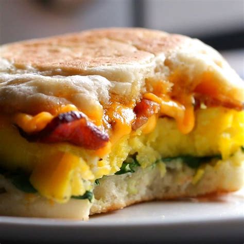 These microwave recipes are also great for teaching kids (especially teenagers who are about to leave for college) how to cook. Microwave Prep Breakfast Sandwiches - Cooking TV Recipes