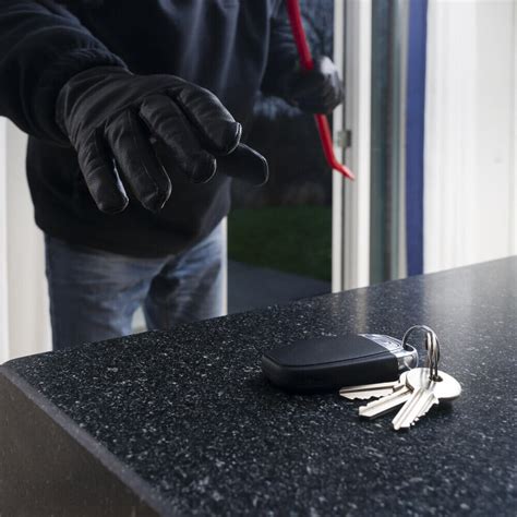 2 In 1 BURGLARIES HOW TO REDUCE YOUR RISK Bellmac