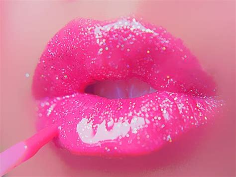 You Know Youre A Girly Girl If Pink Lips Pink Lip Gloss Glitter Lips
