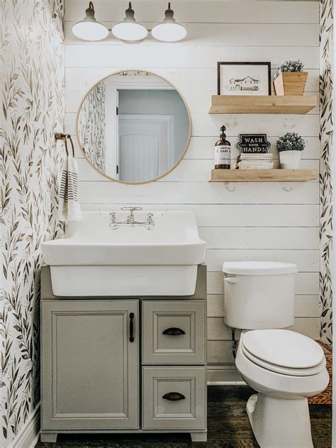 What is good about animal pattern wallpaper is that although it adds interest, it doesn't overwhelm. Wallpaper + Textured Walls | Small farmhouse bathroom ...