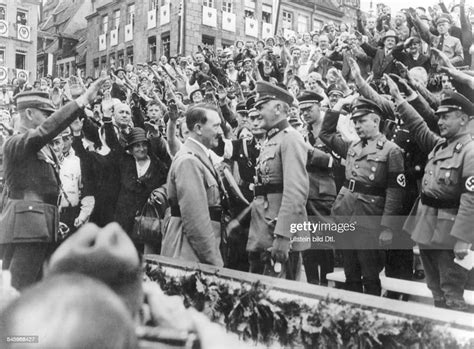 Germany Third Reich Nuremberg Rally 1934 Adolf Hitler Welcoming