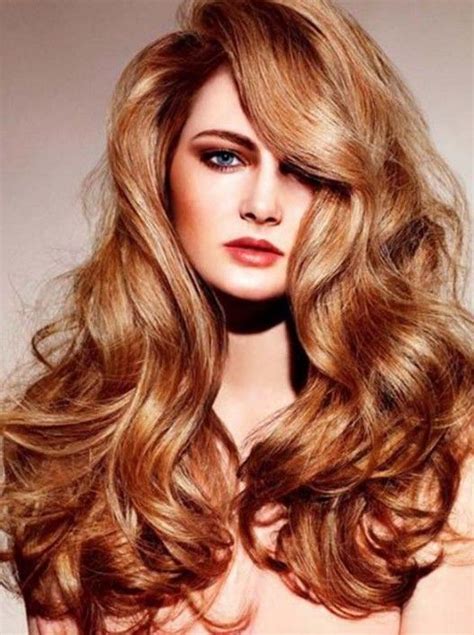 50 Couleurs de cheveux jaunes et couleur de peau De quelle couleur sont