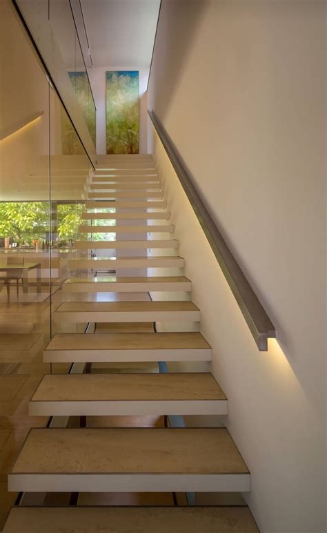 17 Light Stairs Ideas You Can Start Using Today Enthusiasthome Stair Handrail Modern Stairs