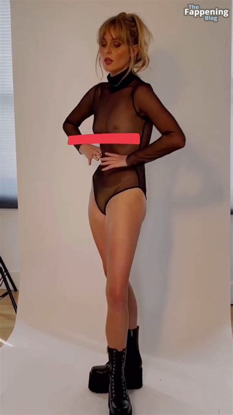 Sexy Revamp Magazine Video