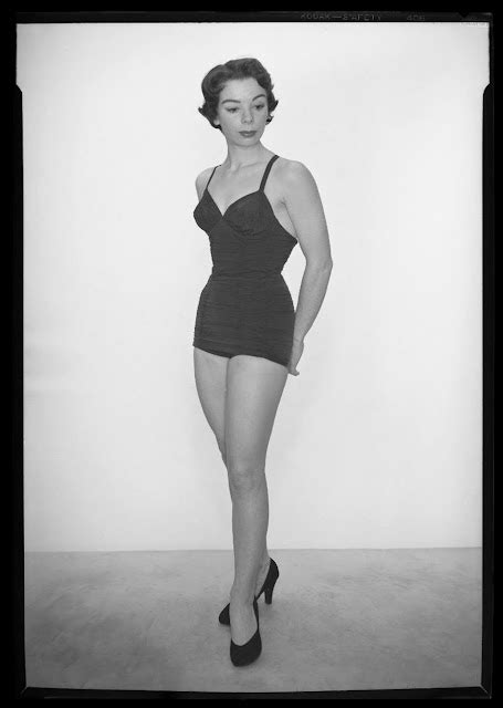 19 Fascinating Vintage Studio Photos Of Women In Their Super Sexy 50s