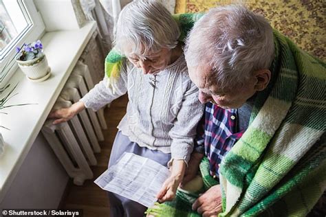 Are You Missing Out On £140 Warm Homes Discount For Elderly This Is